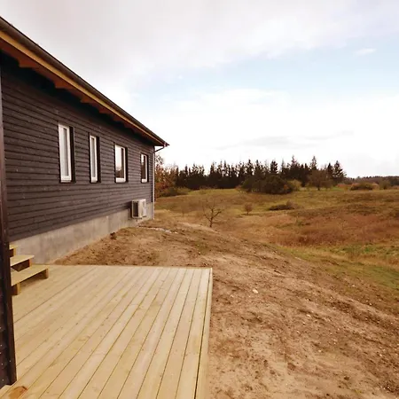 3 Bedroom Lovely Home In Skals *
