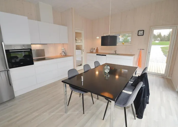 Feriehus Three-bedroom In Skals